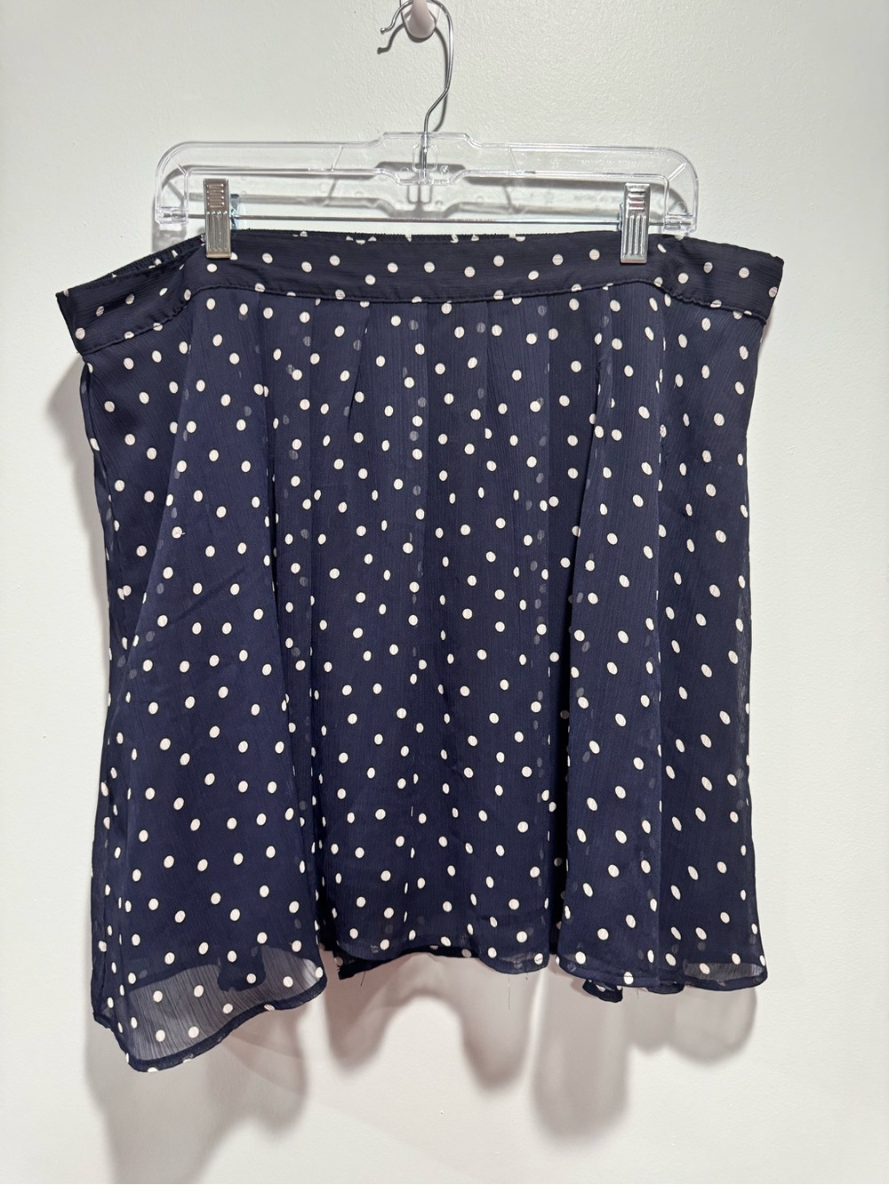 Old Navy Navy and White Polka Dot Mini Skirt